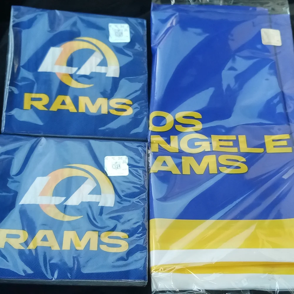 NIP Los Angeles Rams Party Supplies